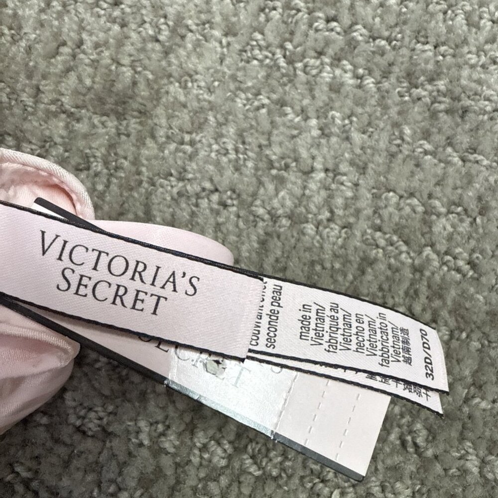 Victoria’s Secret T-Shirt Bra Pink Women’s Size 32D NWT - Picture 7 of 8
